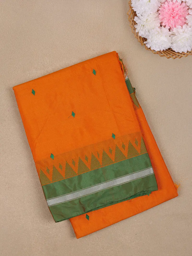 Bright Orange Diamond Motif Design Cotton Saree With Contrast Green Temple Border 1