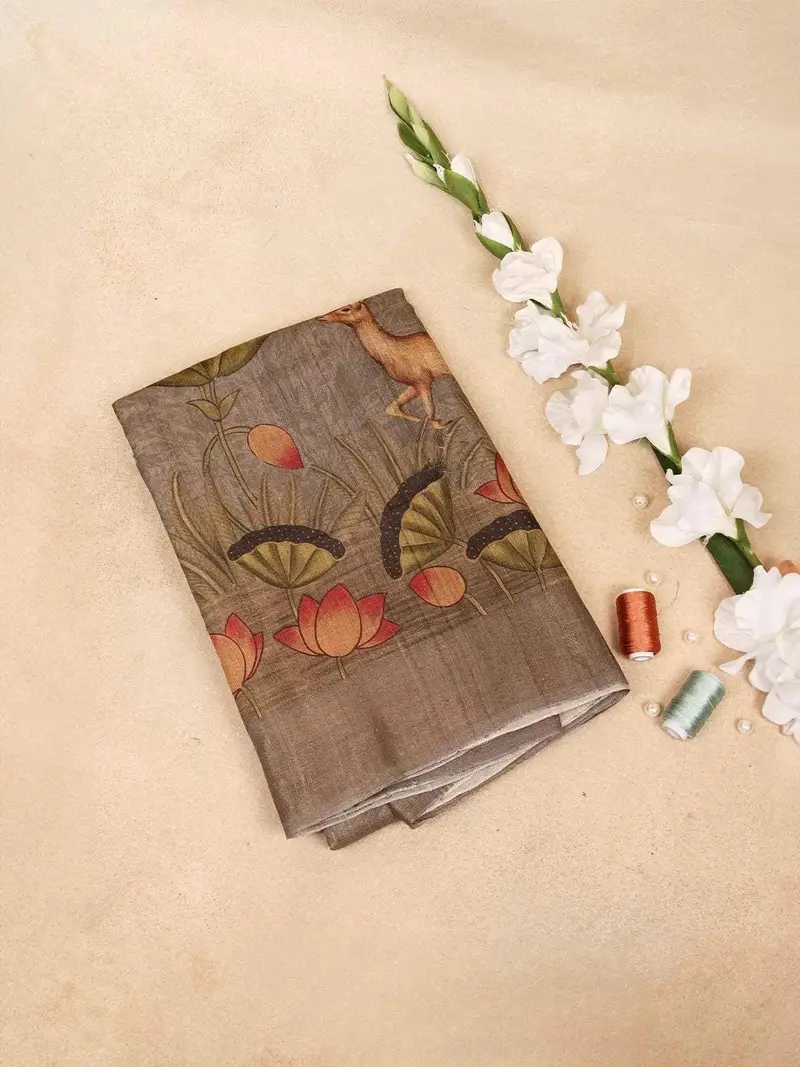 Brown Banarasi Silk Saree With Floral And Deer Design On The Body And Without Border 1