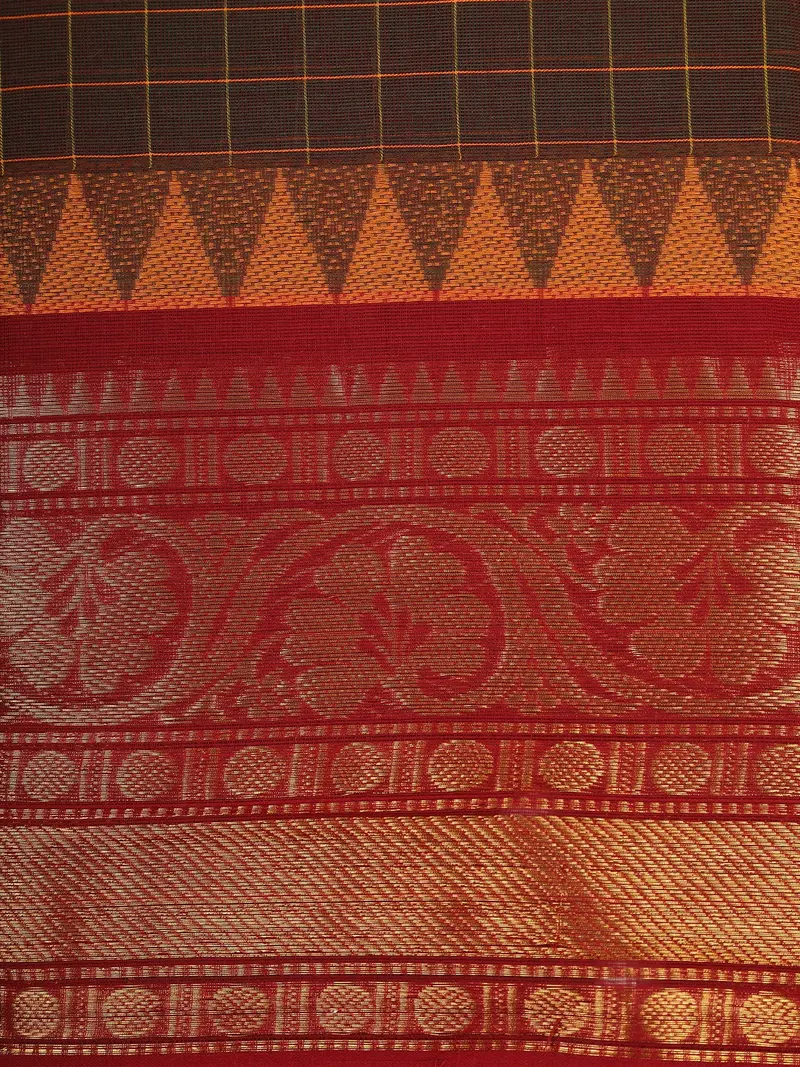 Brown Checks Design Cotton Saree With Red Zari Woven Border 2