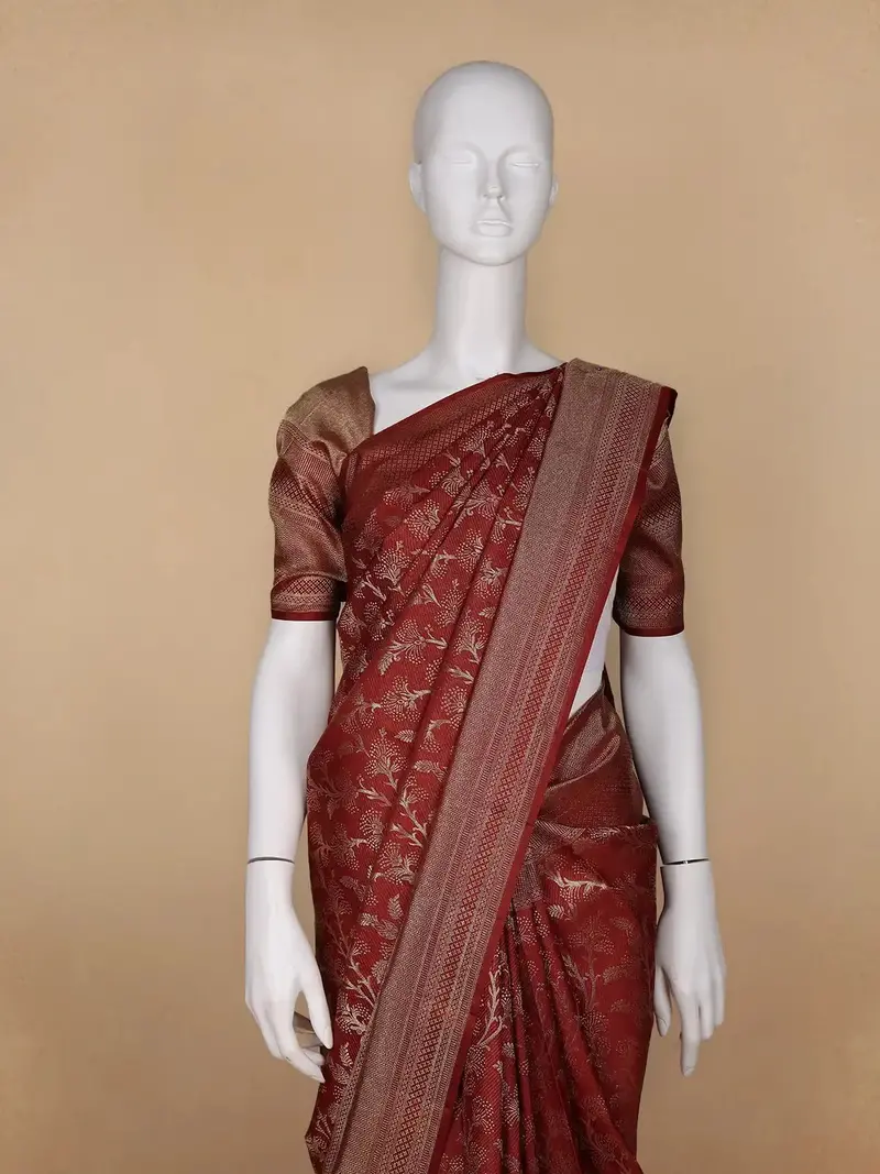 Brown Floral Woven Pure Kanchipuram Silk Saree 2