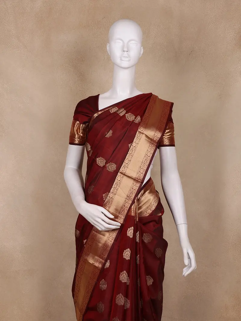 Burgundy Floral Butta Woven Kanchipuram Silk Saree With Zari Border 2