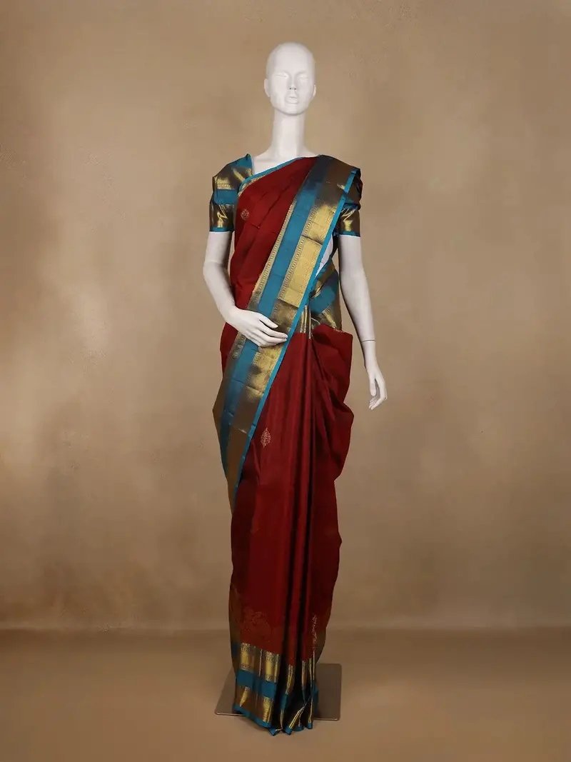 Burgundy Floral Motif Woven Pure Kanchipuram Silk Saree With Zari Border 1