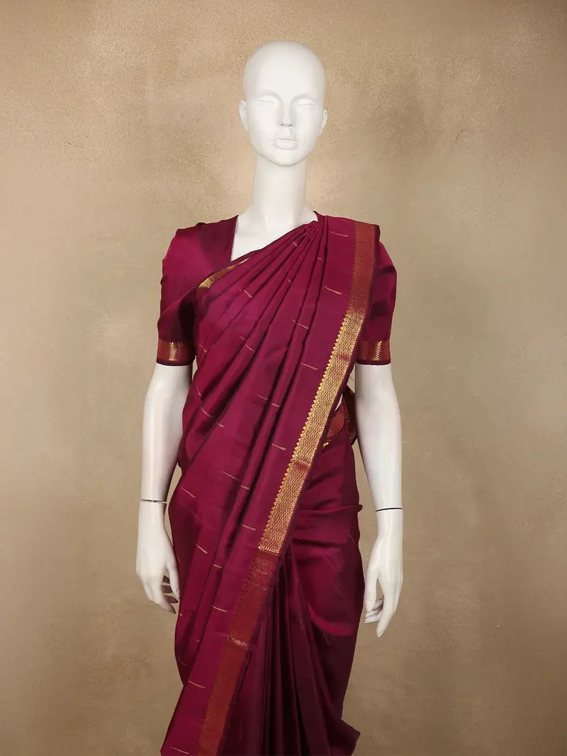 Burgundy Rain Drop Zari Woven Design Pure Kanchipuram Silk Saree With Zari Border 2