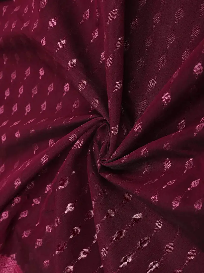 Burgundy Silk Cotton Saree With Arrow Motif Design On The Body With Contrast Border 2