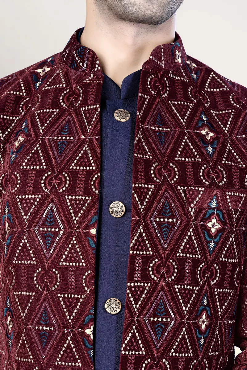 Castro Maroon And Peach Geometric Thread And Sequin Embroidered Indo-Western 4