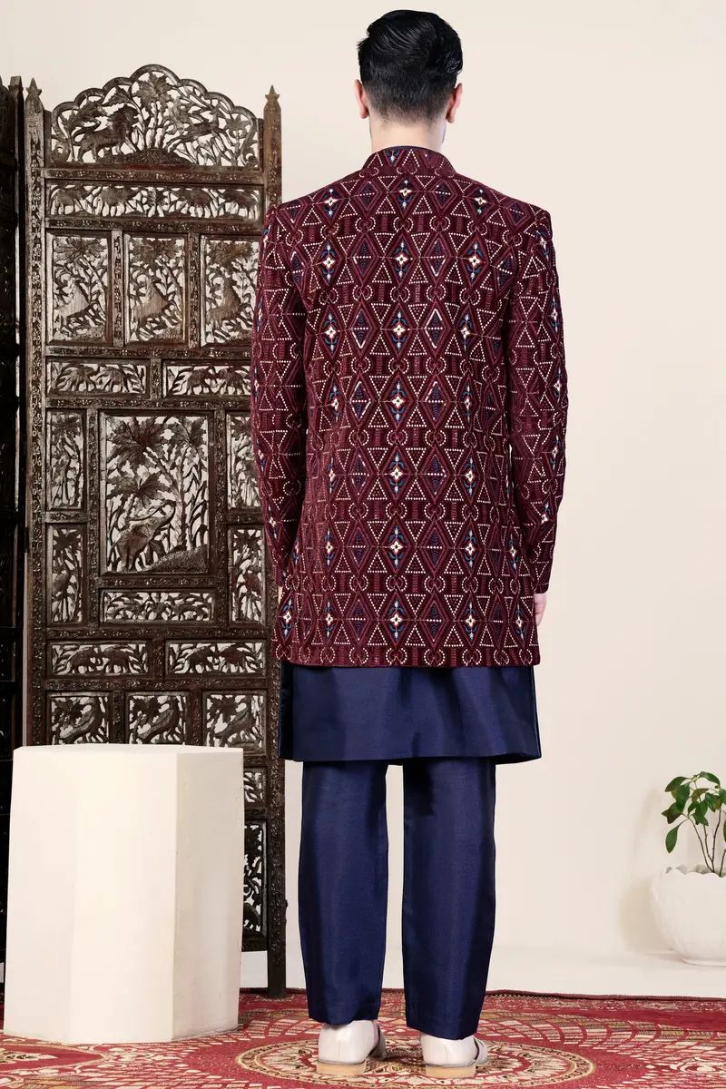 Castro Maroon And Peach Geometric Thread And Sequin Embroidered Indo-Western 8