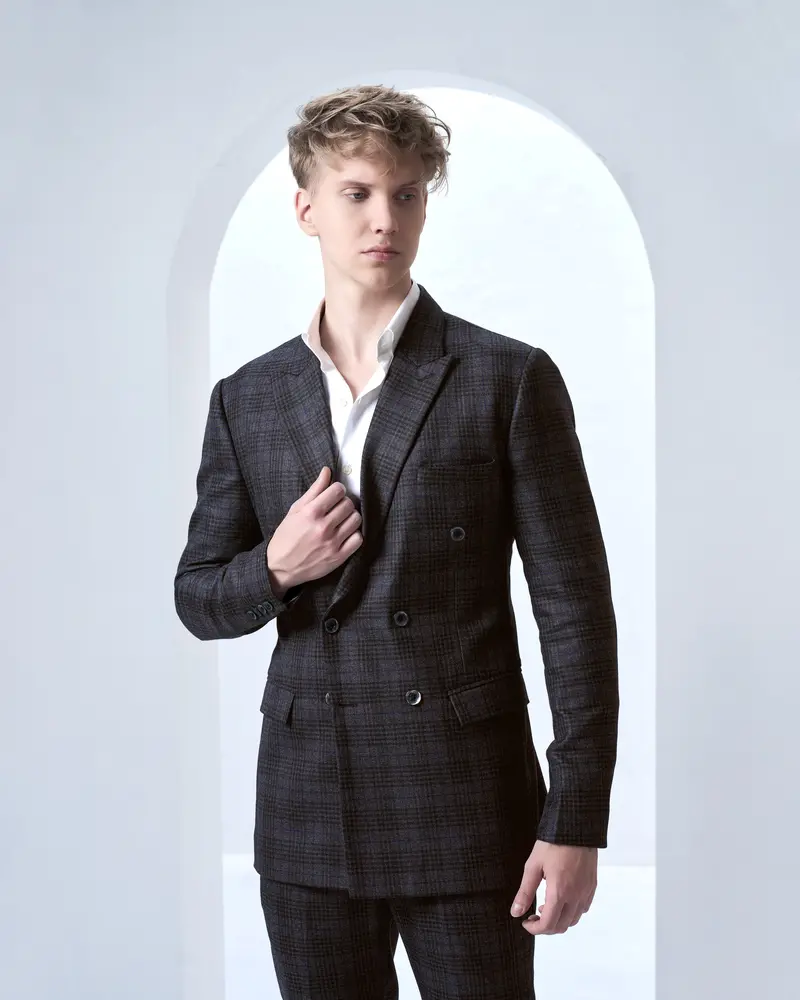 Cinerro-Shark Gray Plaid Tweed Double Breasted Suit 1