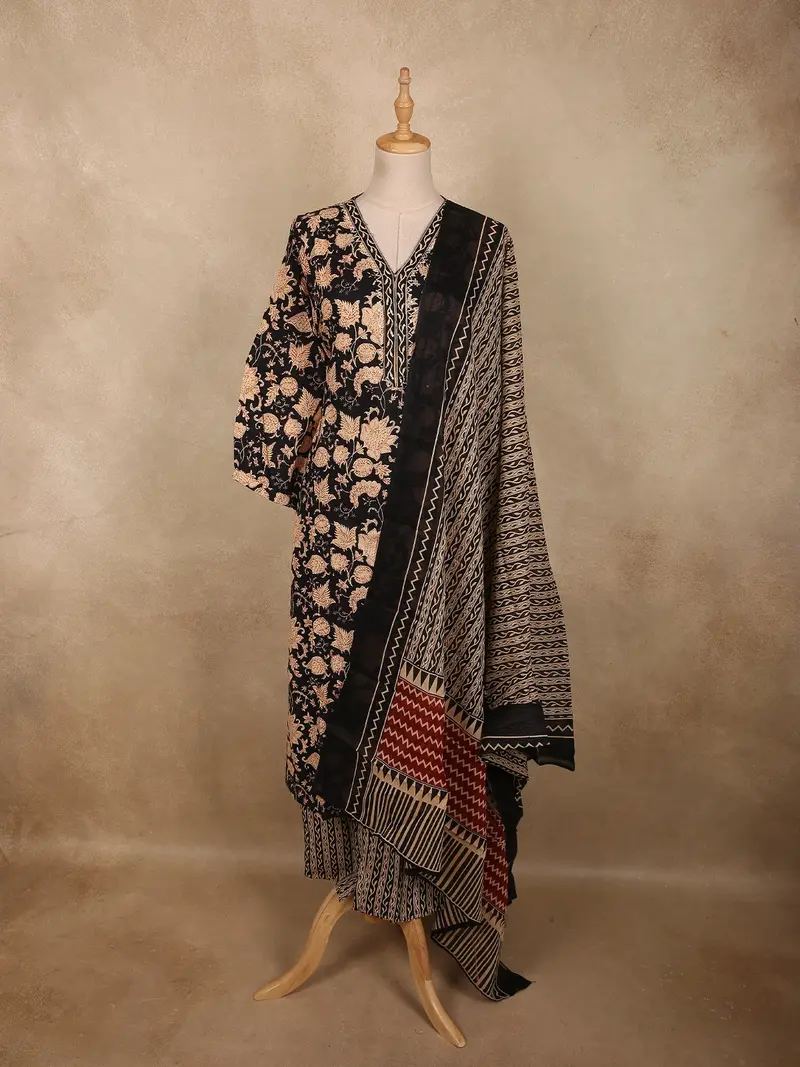 Classic Black Floral Printed Design Cotton Salwar Suit With Dupatta 1