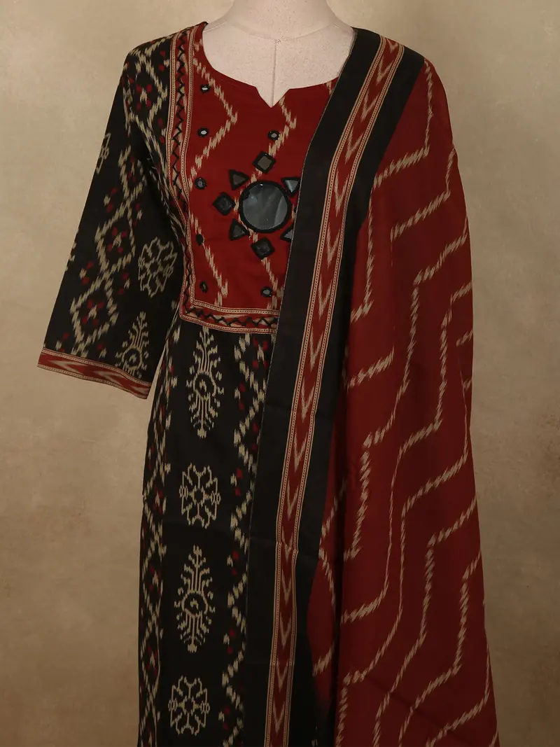 Classic Black Ikat Printed Design Cotton Straight Cut Salwar Suit With Contrast Dupatta 2
