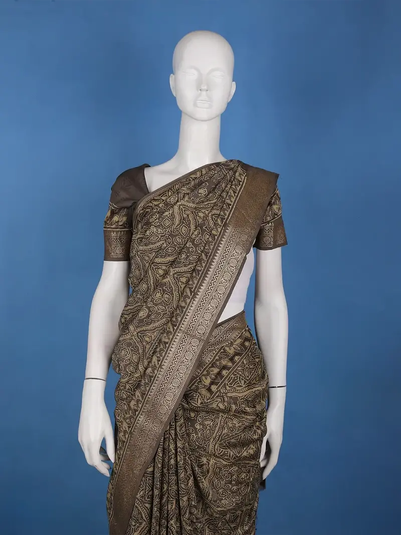 Coffee Brown Floral Design Antique Gold Zari Border Chandheri Cotton Saree 2