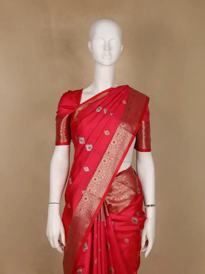 Crimson Red Floral Butta Woven Pure Kanchipuram Silk Saree 2