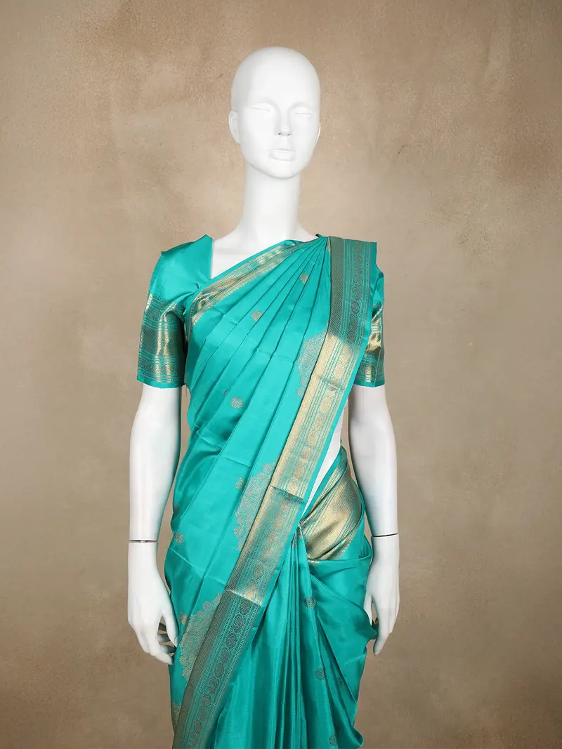 Cyan Blue Annapakshi Motif Woven Pure Kanchipuram Silk Saree With Zari Border 2