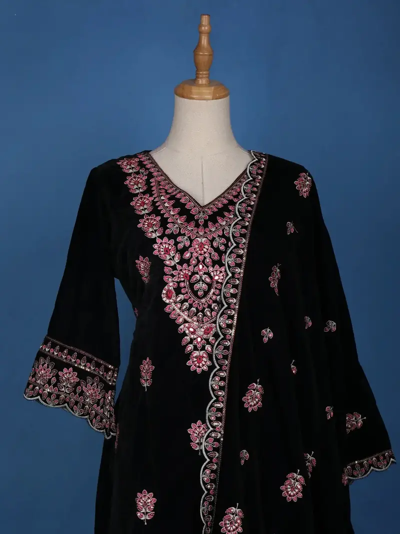 Dark Blue Floral Designed Velvet Salwar Suit 2