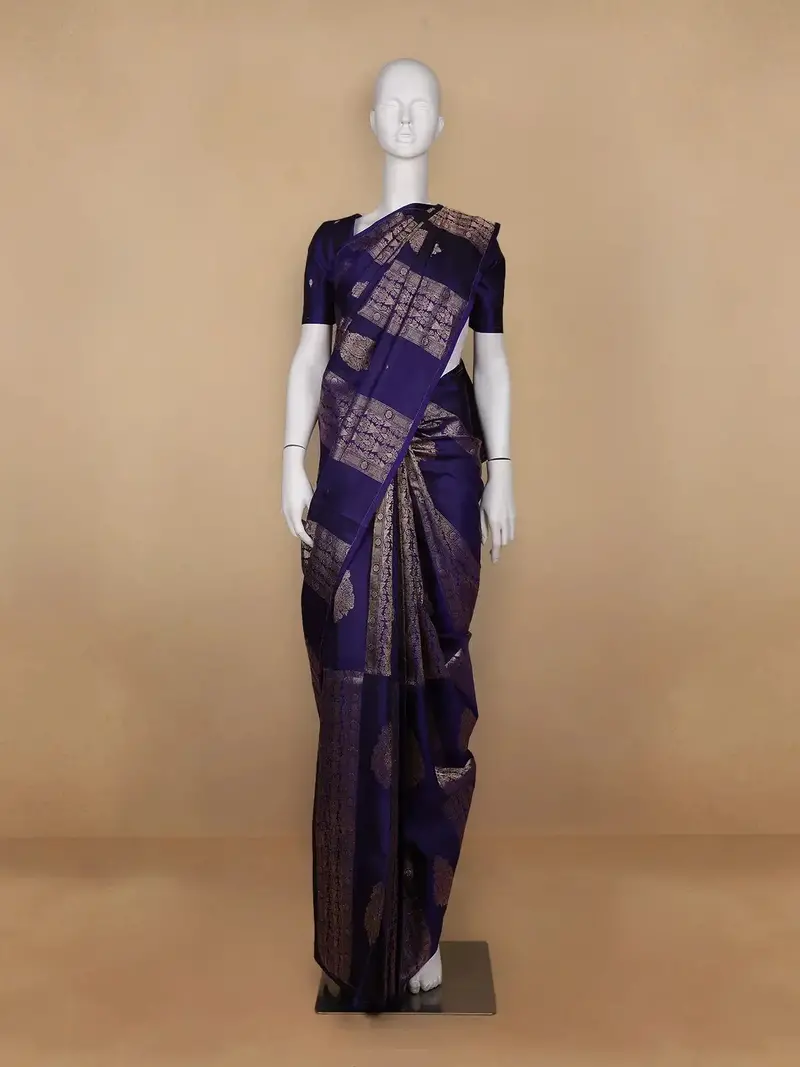 Dark Blue Floral Woven Pure Kanchipuram Silk Saree 1
