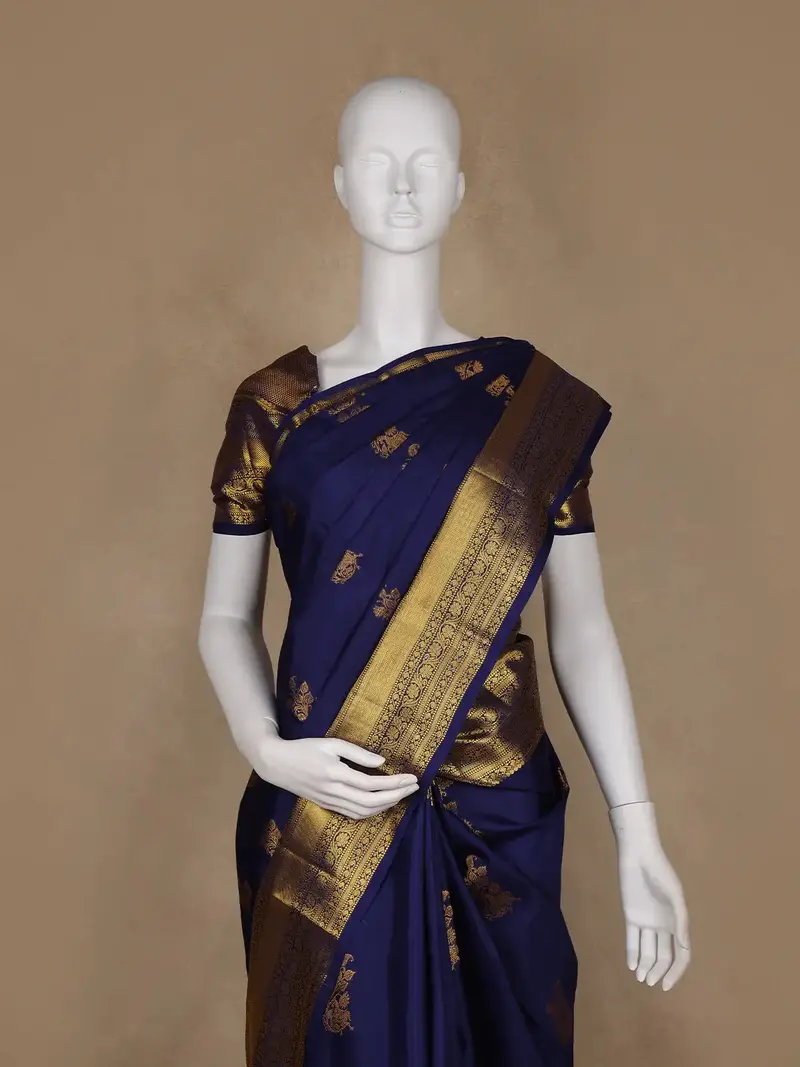 Dark Blue Floral Woven Pure Kanchipuram Silk Saree 2