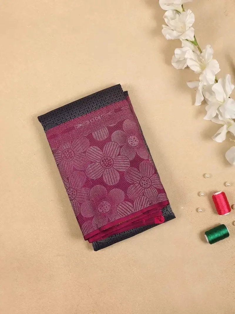 Dark Blue Pure Kanchipuram Bridal Silk Saree With Floral Jacquard Design On The Body With Contrast Border 1