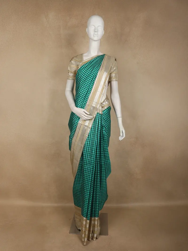Dark Green Checked Design Pure Kanchipuram Silk Saree With Gold Zari Border 1