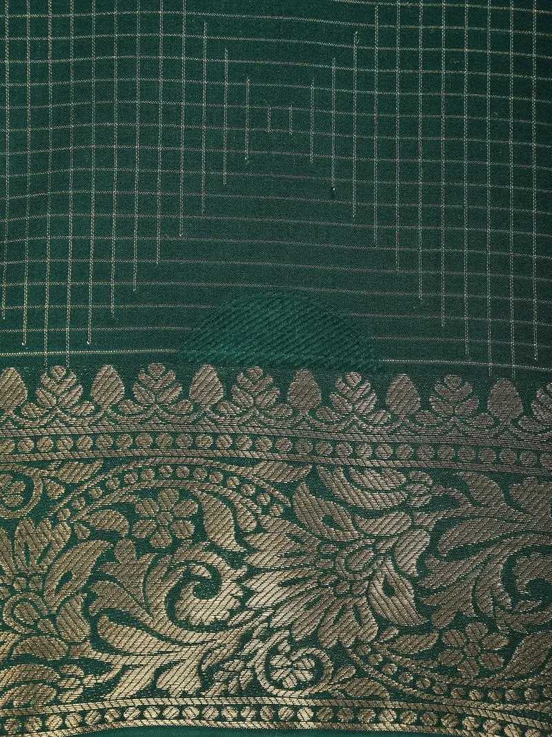 Dark Green Checked Mysore Silk Saree With Zari Floral Border And Circle Motifs 2
