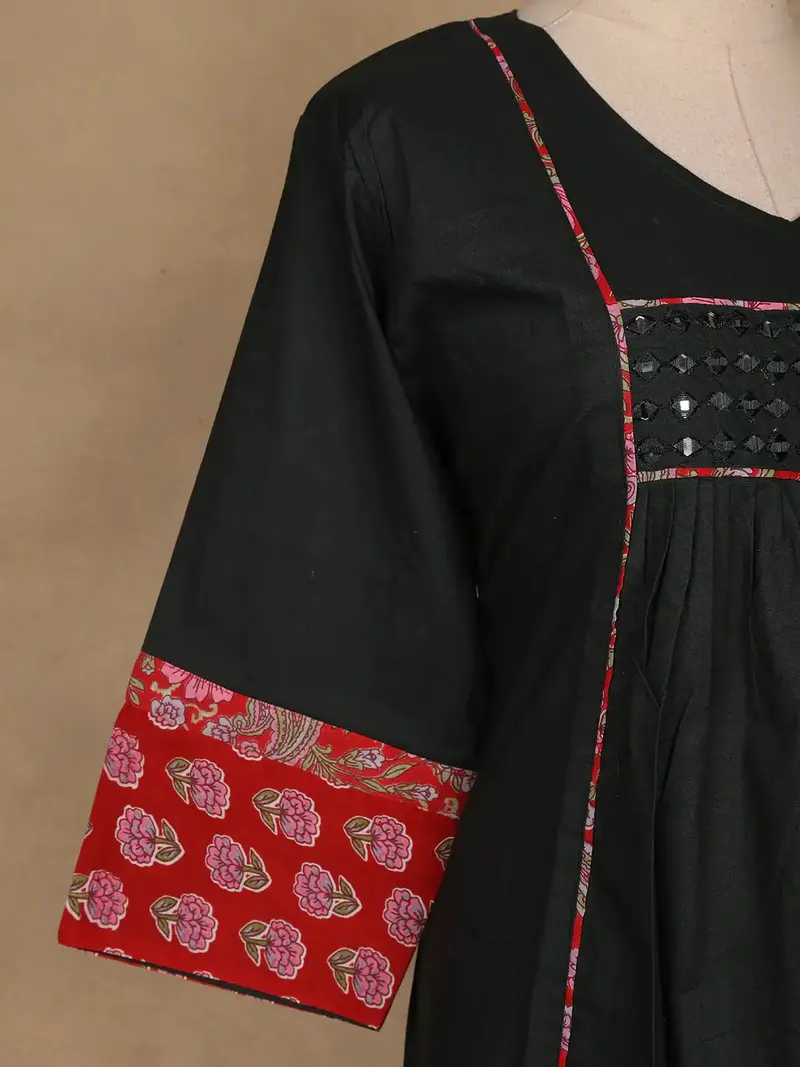Dark Green Cotton Palazzo Suit With Mirror Work 4
