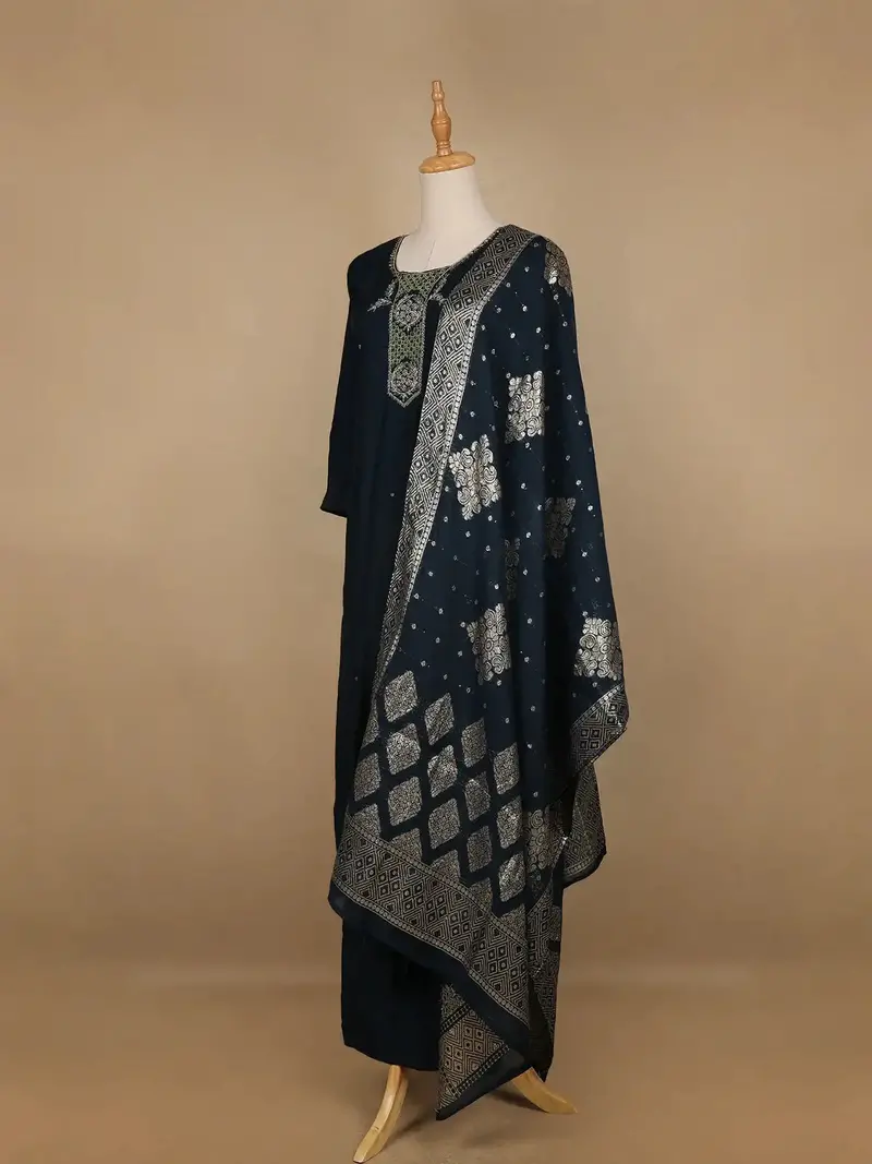 Dark Green Floral Designed Cotton Salwar Suit 3