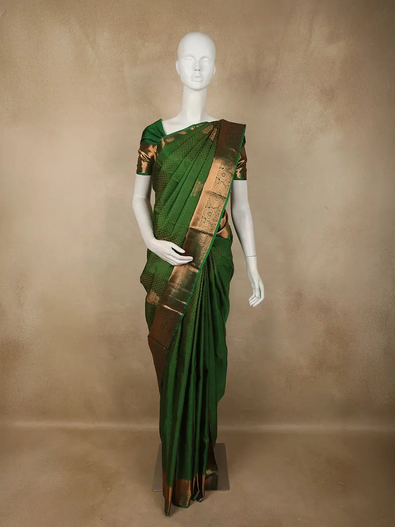 Dark Green Geometric Zari Woven Design Pure Kanchipuram Silk Saree With Zari Border 1
