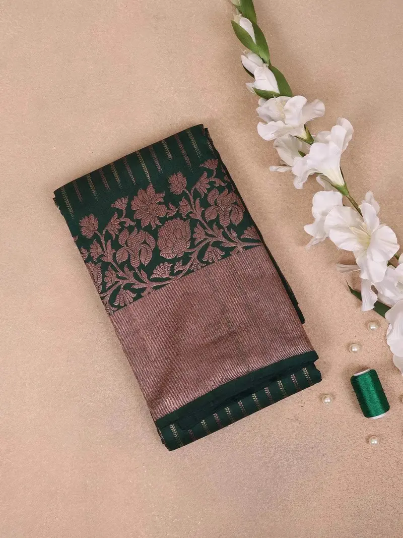 Dark Green Pure Kanchipuram Bridal Silk Saree With Floral Stripes Design On The Body With Zari Border 1