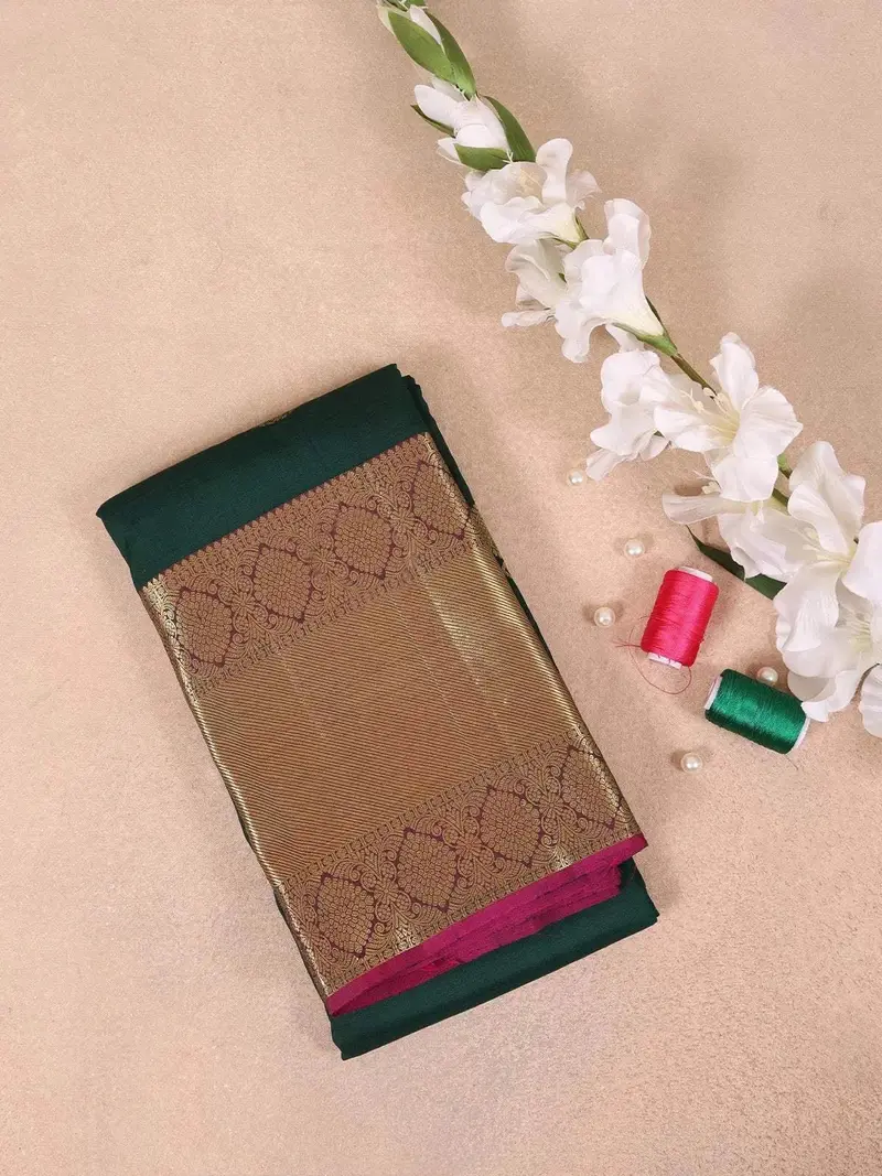 Dark Green Pure Kanchipuram Bridal Silk Saree With Zari Butta On The Body With Zari Border 1