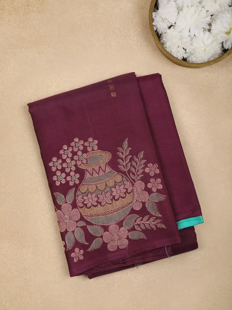 Dark Maroon Floral Motif Pure Kanchipuram Silk Saree 1