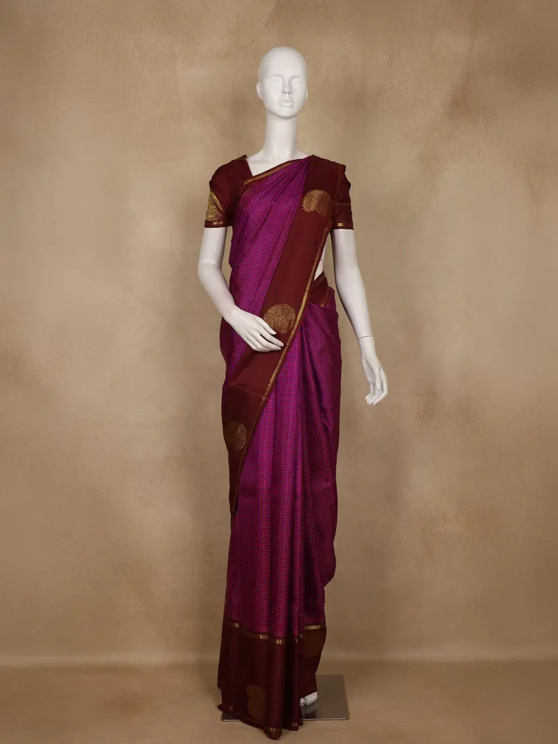 Dark Pink And Violet Checks Woven Pure Kanchipuram Silk Saree 1