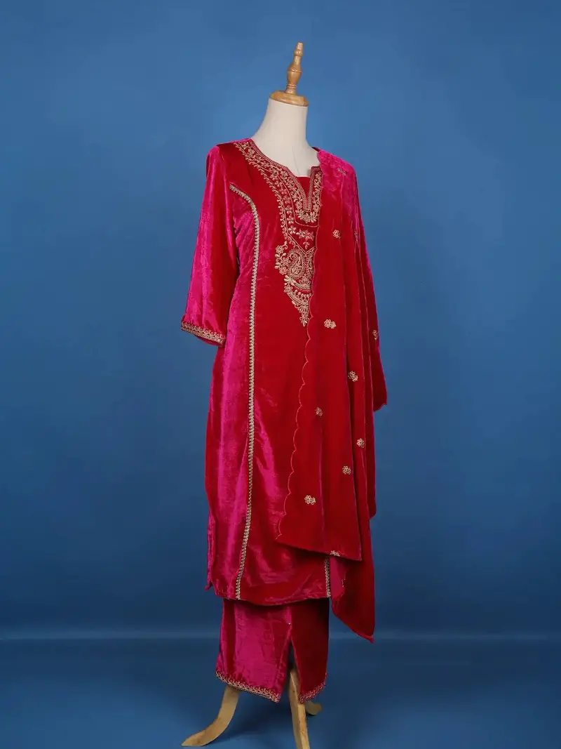 Dark Pink Floral Designed Velvet Salwar Suit 3