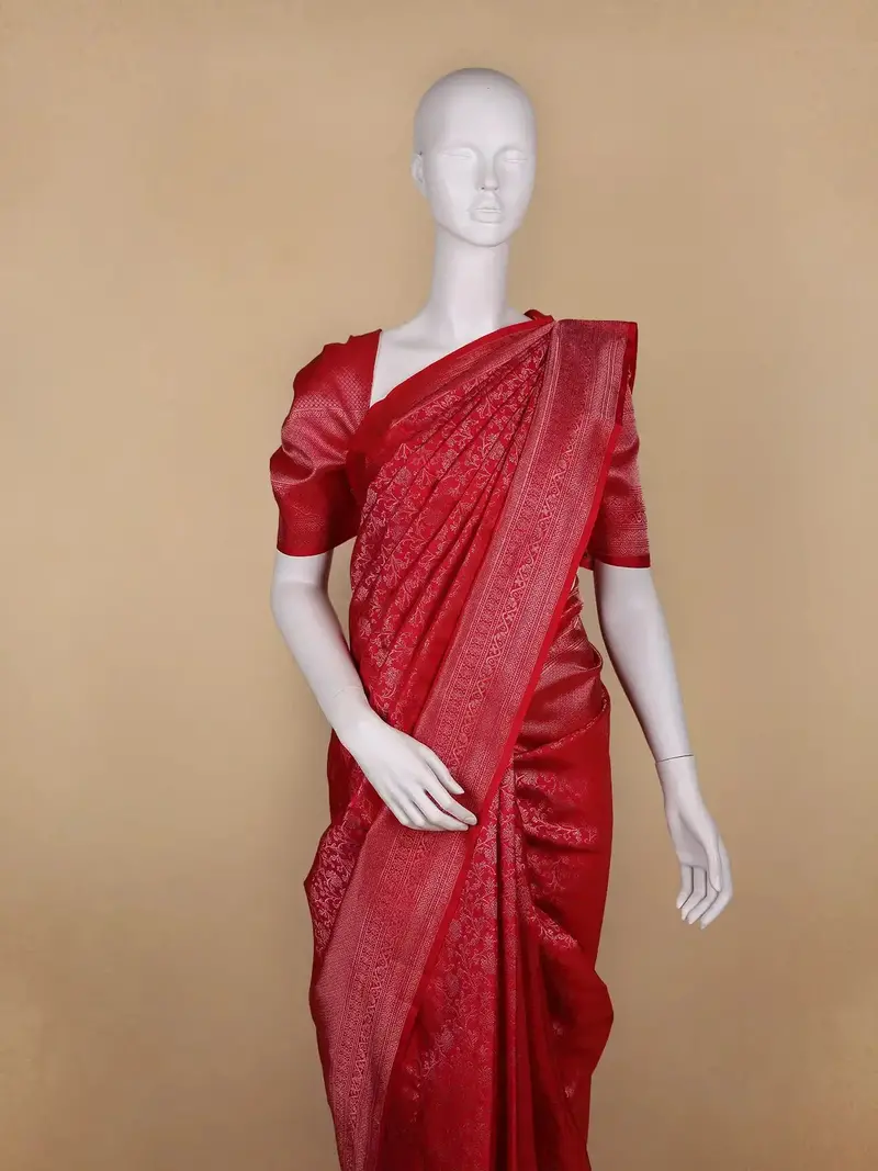 Dark Pink Floral Woven Pure Kanchipuram Silk Saree 2