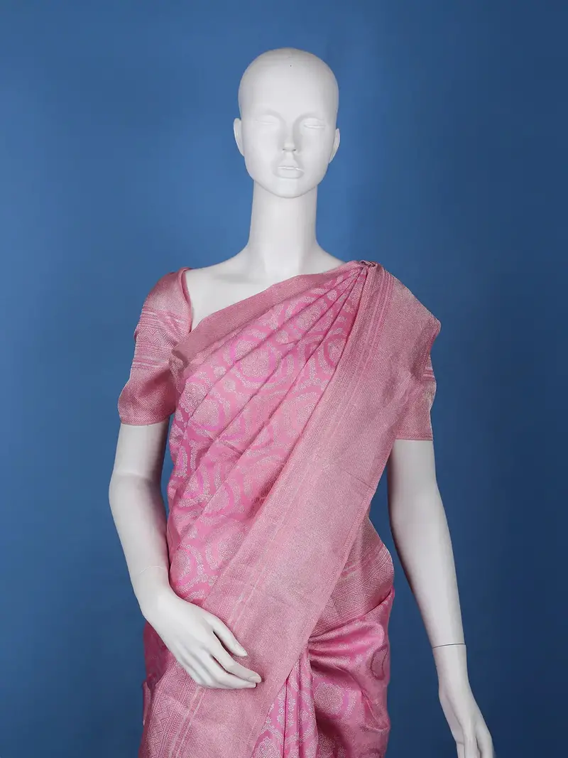 Dark Pink Floral Woven Pure Kanchipuram Silk Saree 2