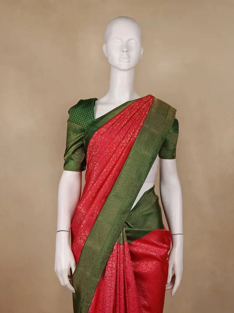 Dark Pink Floral Woven Pure Kanchipuram Silk Saree With Contrast Green Border 2