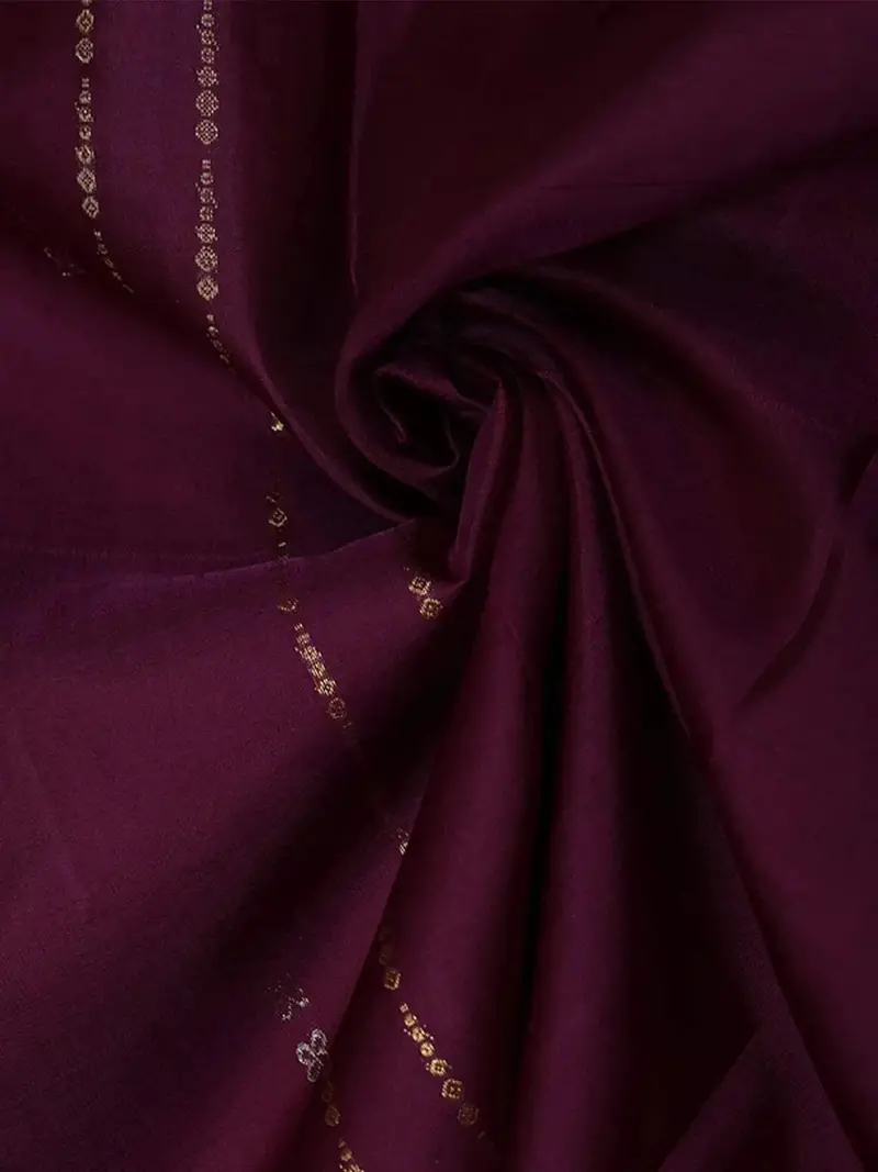Dark Purple Pure Kanchipuram Silk Saree With Floral And Pot Design On The Body And Without Border 2
