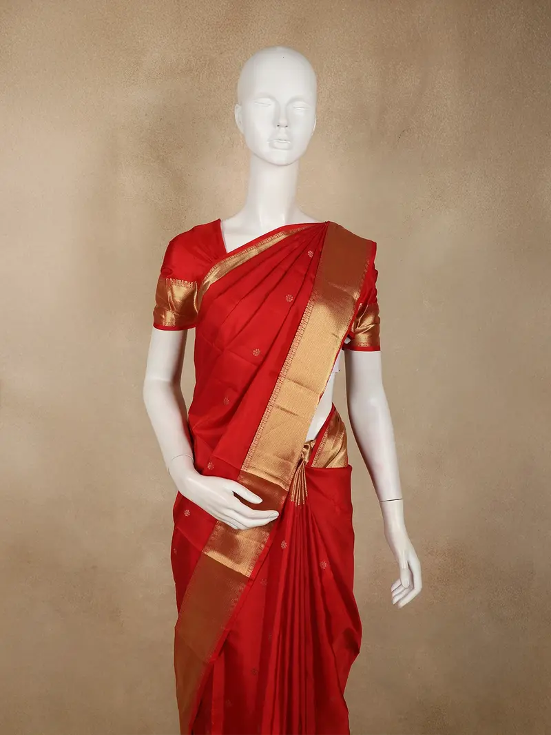 Dark Red Butta Woven Design Kanchipuram Silk Saree With Zari Border 2