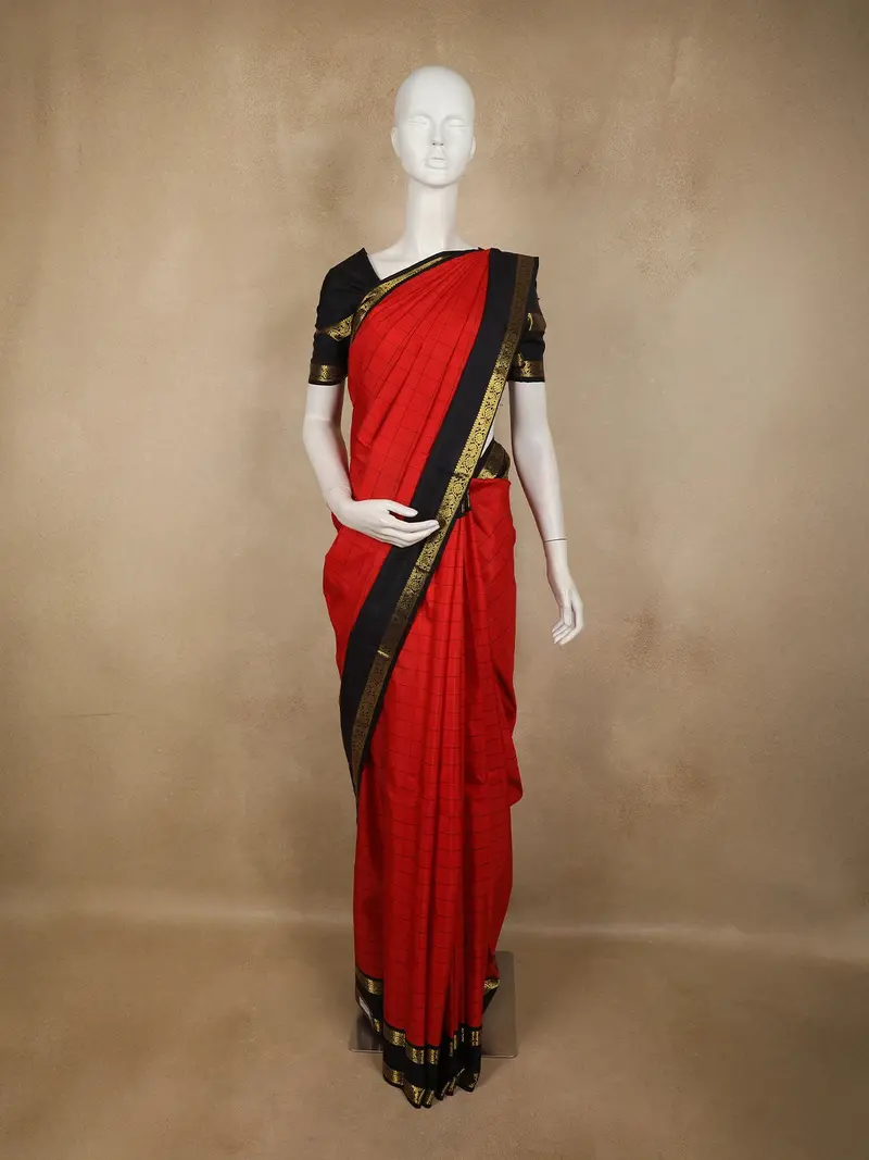 Dark Red Floral Checked Woven Design Pure Kanchipuram Silk Saree With Peacock Zari Border 1