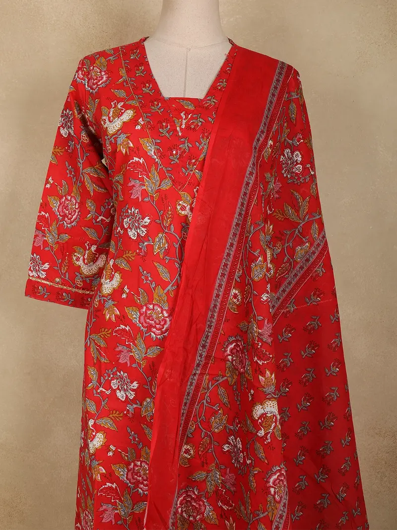 Dark Red Floral Printed Design Cotton Straight Cut Salwar Suit With Dupatta 2
