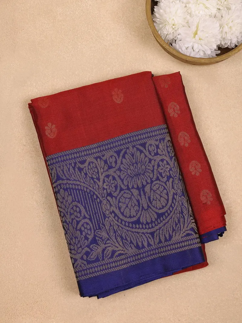 Dark Red Floral Woven Pure Kanchipuram Silk Saree 1