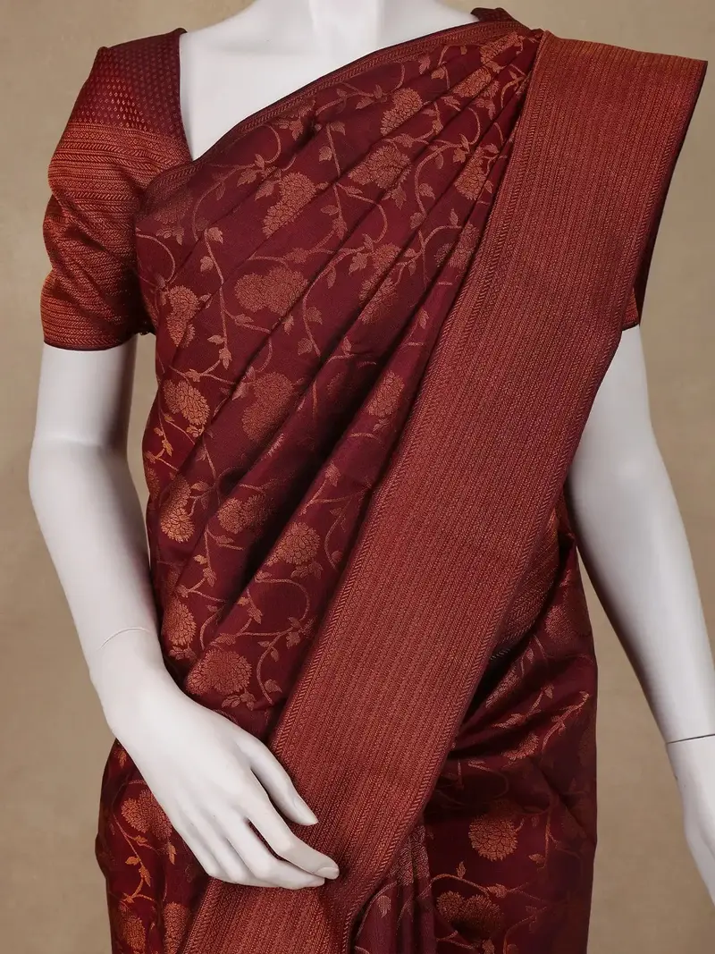Dark Red Floral Woven Pure Kanchipuram Silk Saree 2