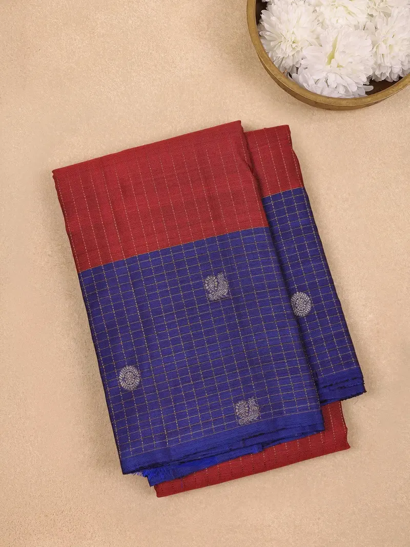 Dark Red Stripes Woven Pure Kanchipuram Silk Saree 1
