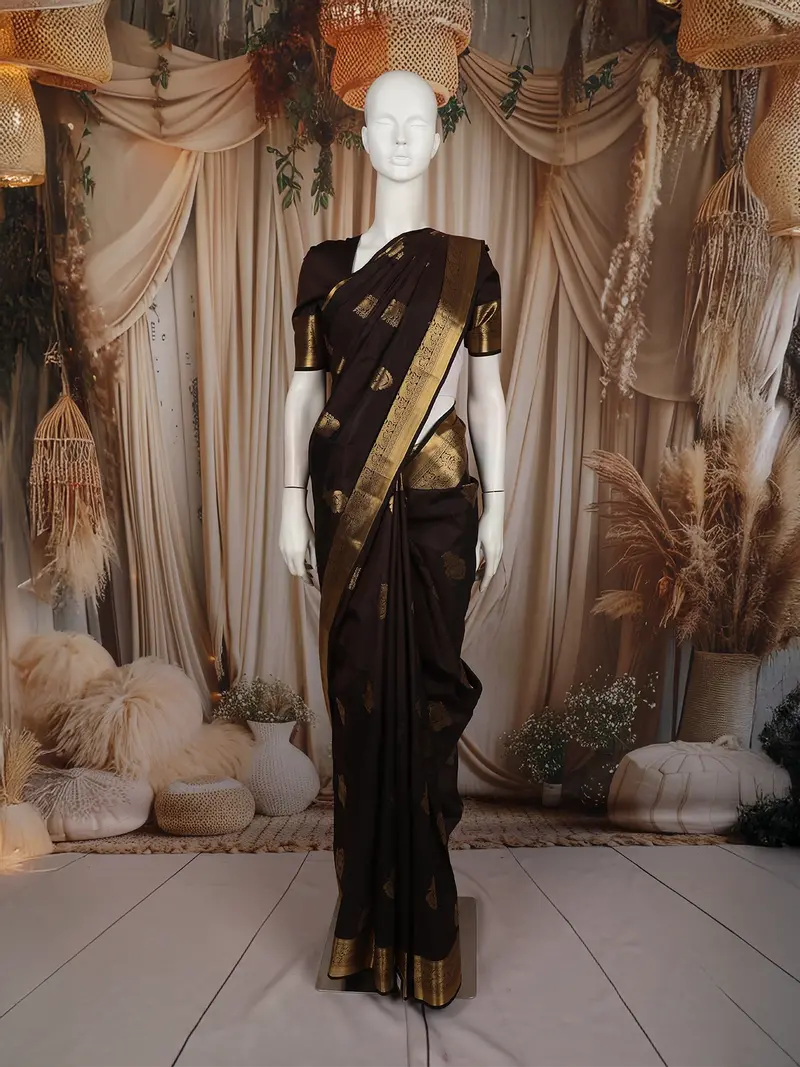 Deep Chocolate Brown Peacock Butta Zari Woven Design Kanchipuram Silk Saree With Deer Motif Zari Border 2