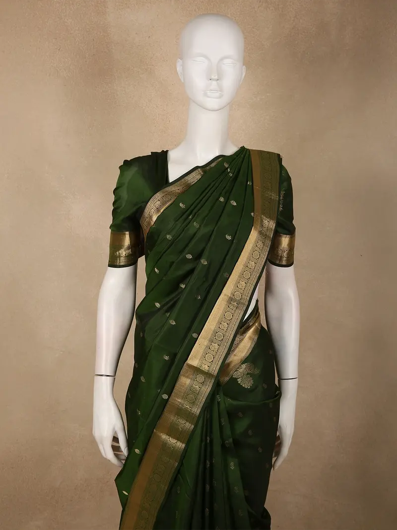 Deep Forest Green Butta Zari Woven Design Kanchipuram Silk Saree With Zari Border 2