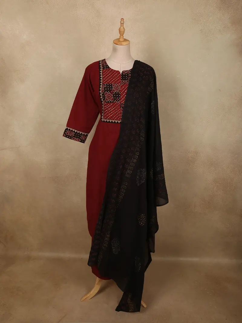 Deep Maroon Geometric Printed Design Cotton Straight Cut Salwar With Contrast Dupatta 1