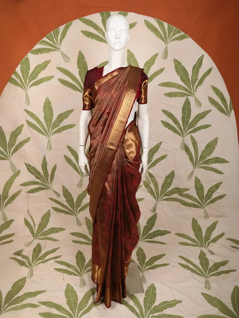 Deep Maroon Geometric Zari Woven Design Pure Kanchipuram Silk Saree With Zari Border 1