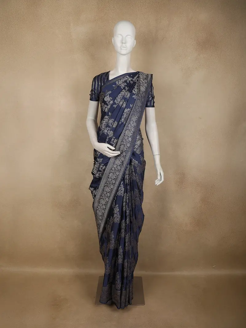 Deep Navy Blue Floral Zari Woven Design Pure Banarasi Silk Saree With Zari Border 1