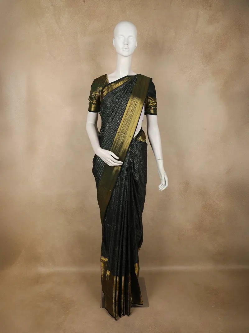 Deep Olive Green Checked Zari Woven Design Pure Kanchipuram Silk Saree With Zari Border 1