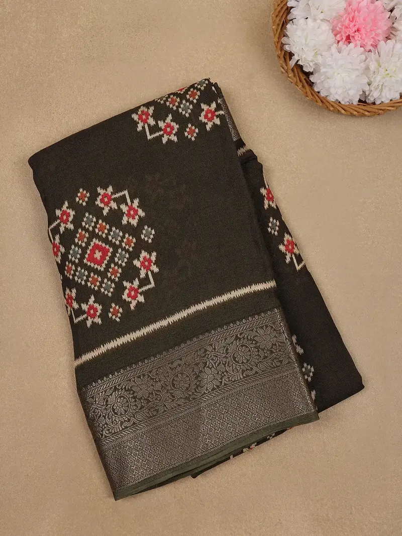 Deep Plum Purple Geometric Ikat Patterned Cotton Saree 1