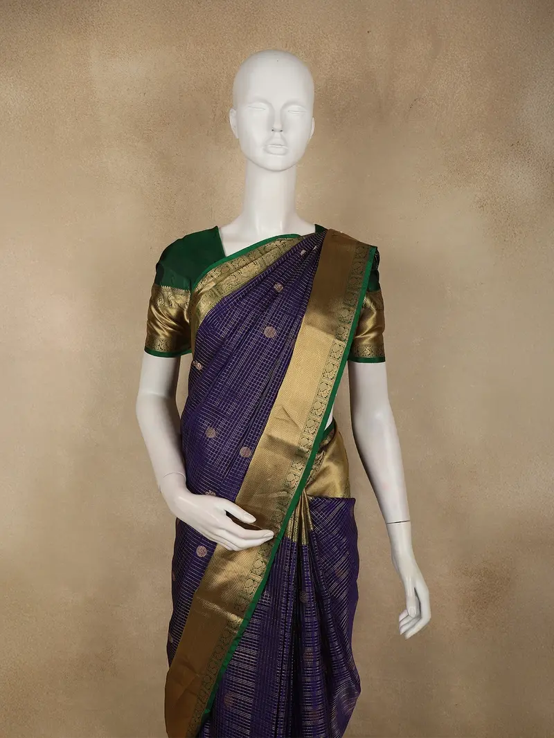 Deep Purple Checked Zari Woven Design Pure Kanchipuram Silk Saree With Contrast Border 2