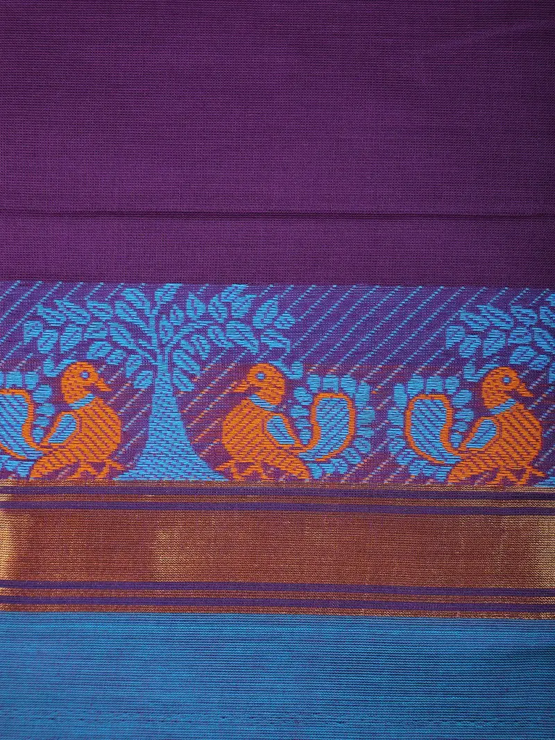 Deep Purple Solid Design Cotton Saree With Contrast Border 2