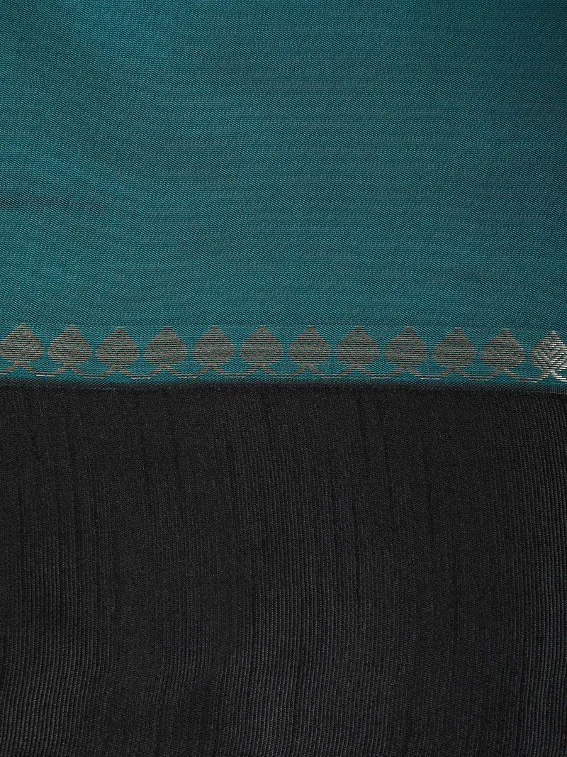 Deep Teal Green Solid Design Soft Silk Fancy Wear Saree With Contrast Border 2
